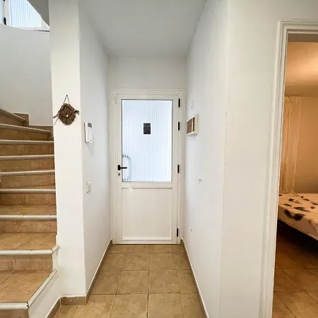 Casa rural La Milagrosa Surf House & Cowork *