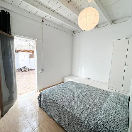 Casa rural La Milagrosa Surf House & Cowork