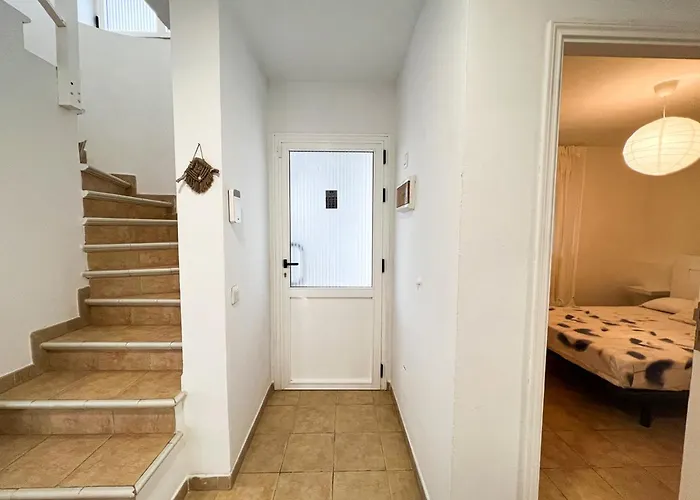 Landhuis La Milagrosa Surf House & Cowork *