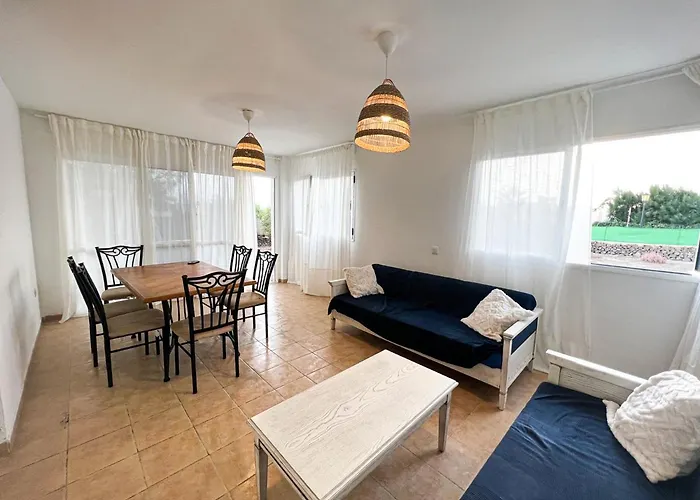 La Milagrosa Surf House & Cowork