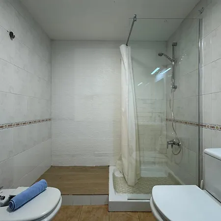 La Milagrosa Surf House & Cowork