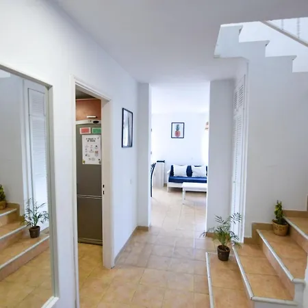 La Milagrosa Surf House & Cowork Lantställe Lajares