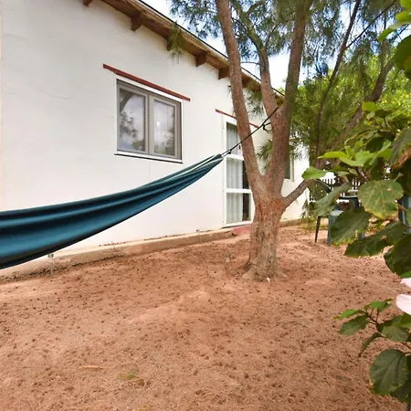 La Milagrosa Surf House & Cowork 라하레스