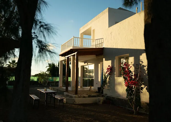 Casa de Campo La Milagrosa Surf House & Cowork