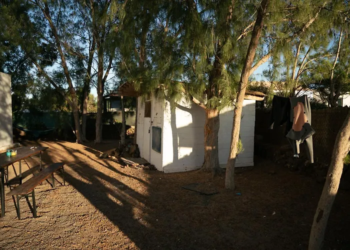 La Milagrosa Surf House & Cowork * Lajares