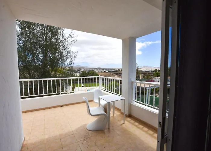 La Milagrosa Surf House & Cowork