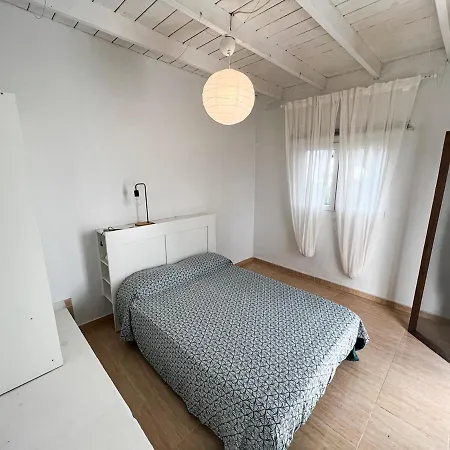 La Milagrosa Surf House & Cowork *