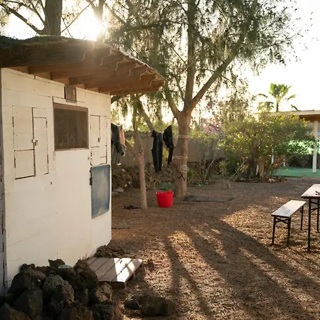 La Milagrosa Surf House & Cowork *