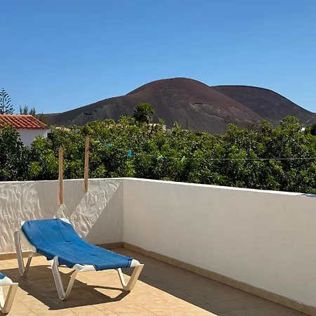 La Milagrosa Surf House & Cowork