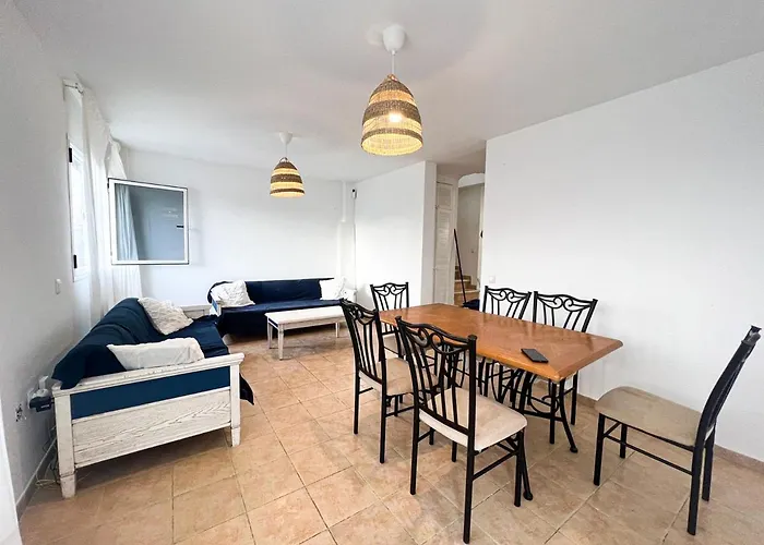 Kır Evi La Milagrosa Surf House & Cowork *